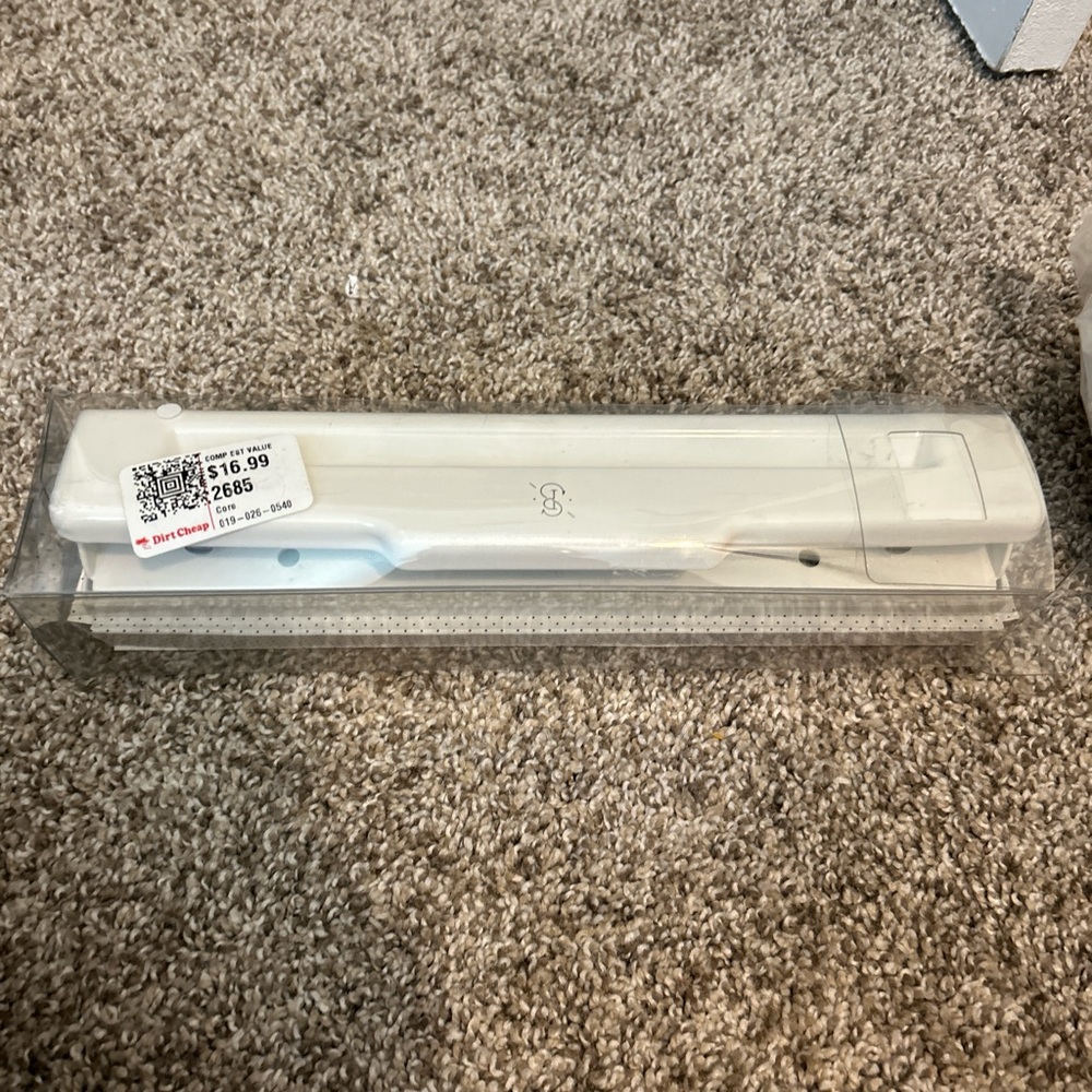 White Swingline Hole Punch